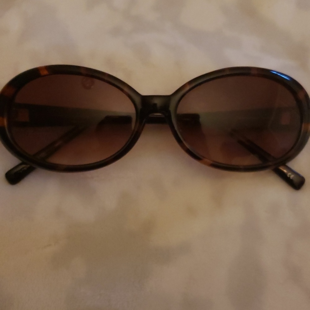 Simply Vera sunglasses tortoiseshell brown